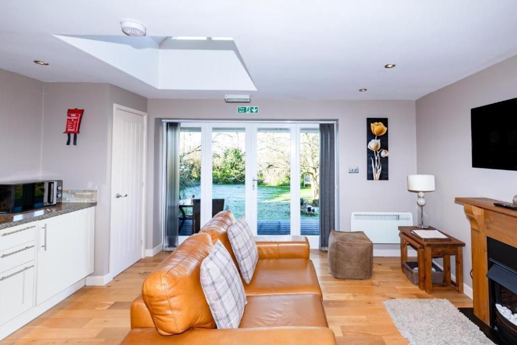 Beaconsfield Farm Appartement Wells Buitenkant foto